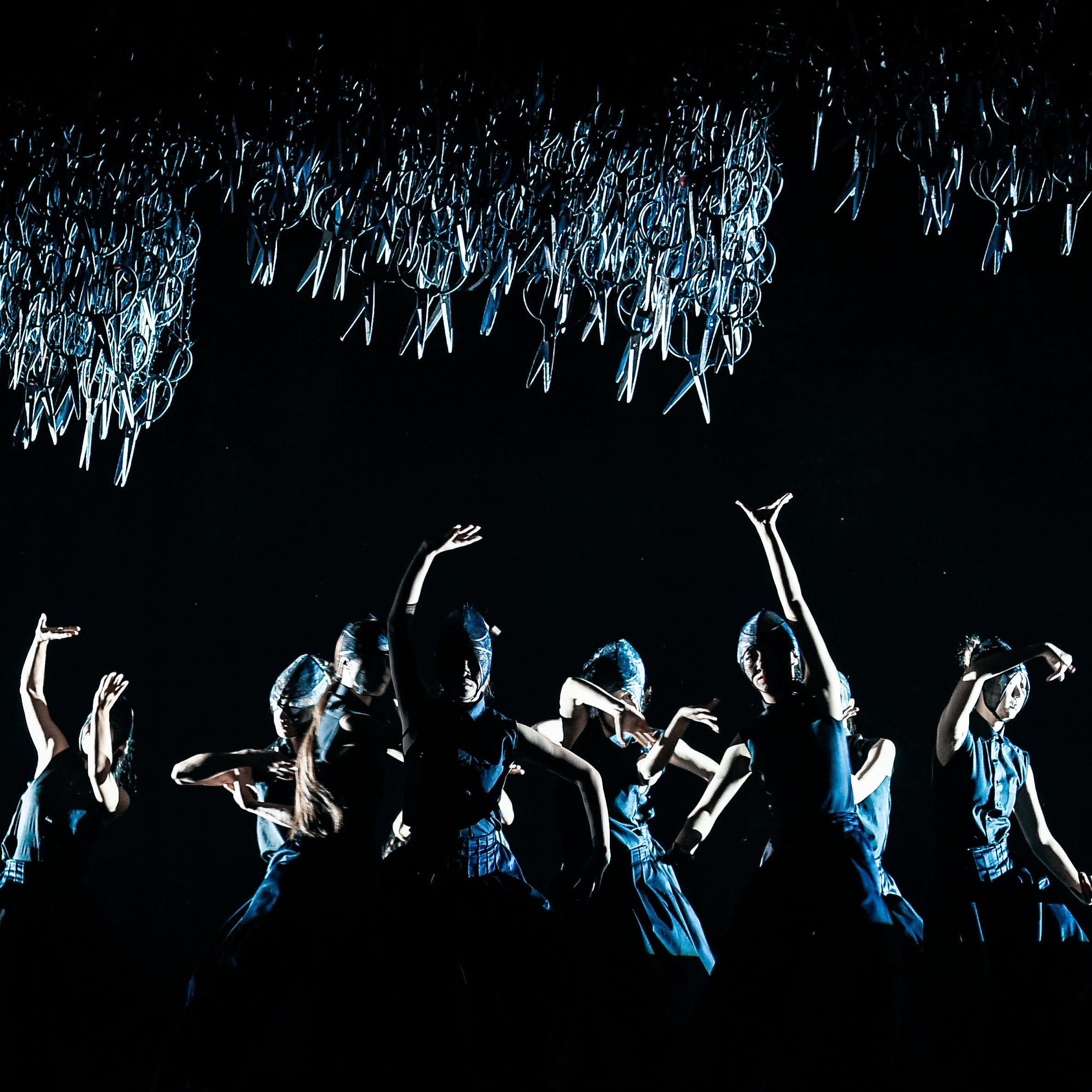 Yang Liping – Under Siege